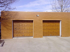 Секционные ворота в гараж Doorhan RSD01 BIW, панель филенка, 2200х2100